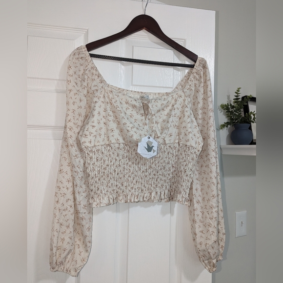 Smocked Penelope Blouse - Picture 3 of 8